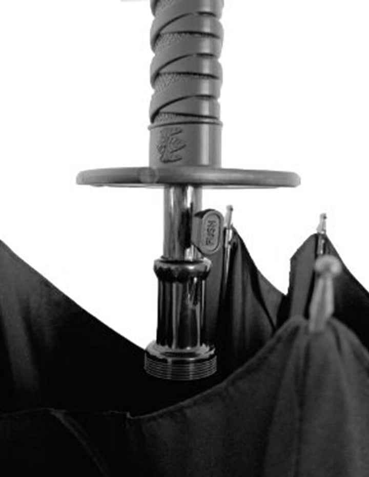 Paraguas Kikkerland Diseño Samurai - Image 7