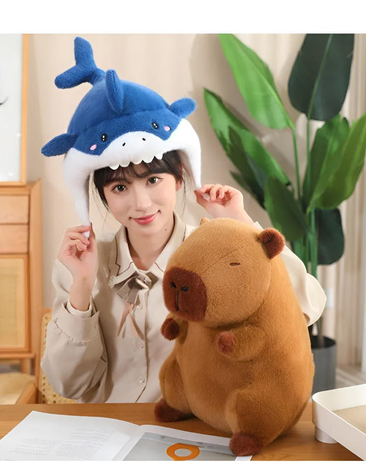 Peluche Capibara con Tiburón 30 cm - Image 3